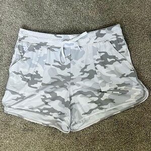 Athletic Works Gray and White Athletic Shorts with Camo Pattern Womans L (12-14)